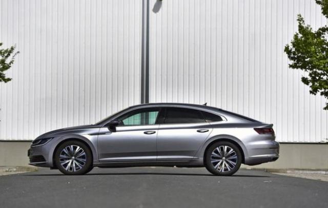 买新不买旧,大众颜值王一上市,CC立马停产直怼