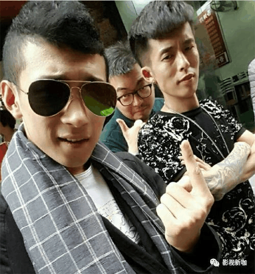 宋祖德坚决不服: mc天佑凭什么日入300万!