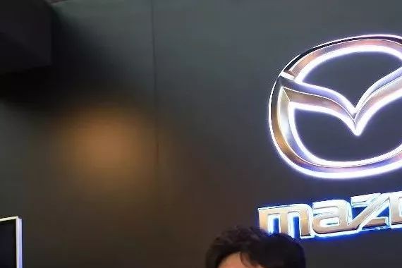 车展番外丨看设计师亲手画一辆MX-5