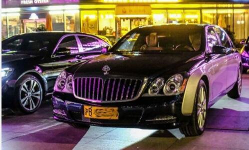 探秘土豪都开什么车去看上海维密秀