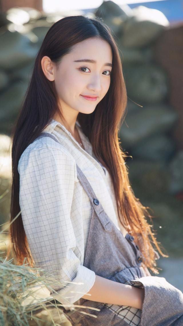 妹子你快回去吧,我年轻时跟你一样倔,结果就错过了