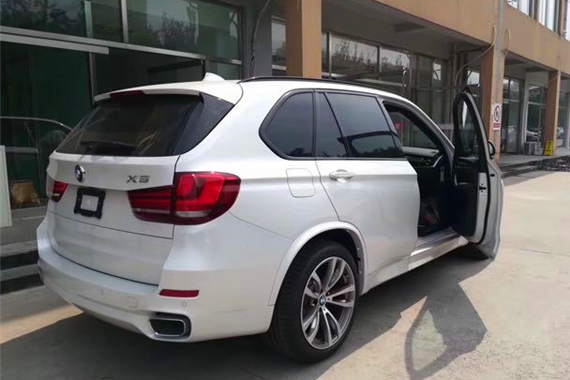 18款宝马X5给你带来不一样的驾驭感