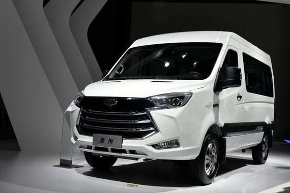 用秘密武器对抗全顺，看脸能吓着奔驰，运货不怕轻卡