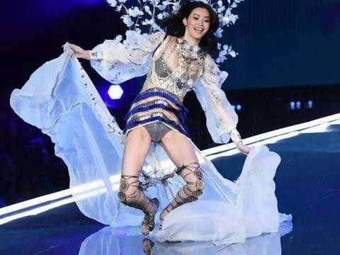 什么? 新能源爆款都被奚梦瑶“摔”没了
