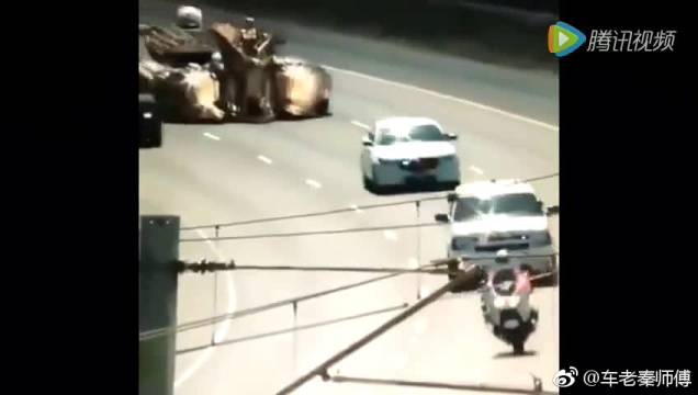 汽车跑车 这辆巨无霸跑车是世界上最名贵的超跑