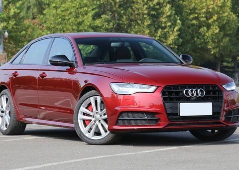 奥迪A6L德系主流车型，商务家用两不误