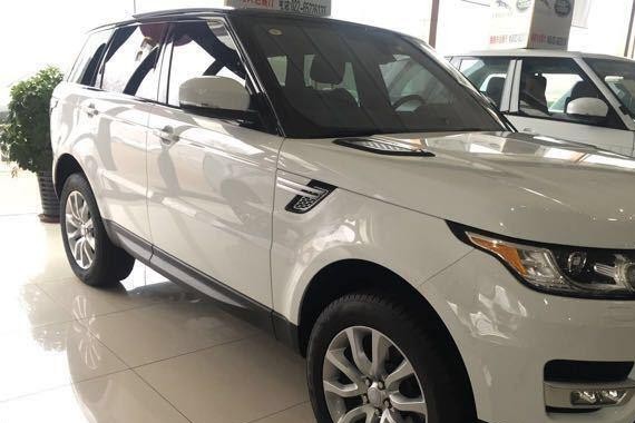 17款路虎揽胜运动版 天马行空 所向披靡