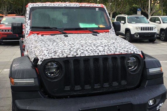 Jeep全新牧马人现身国内路试 换搭2.0T