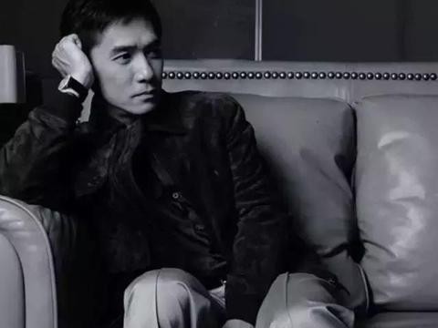 睿骋CC长了一对“会呼吸”的大眼，就连灯厂A哥都服了！！