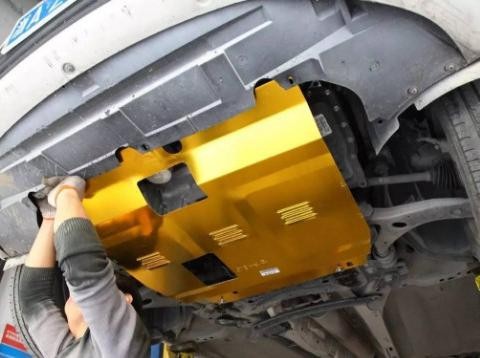 “发动机护板”是做什么用的？你肯定认为错了