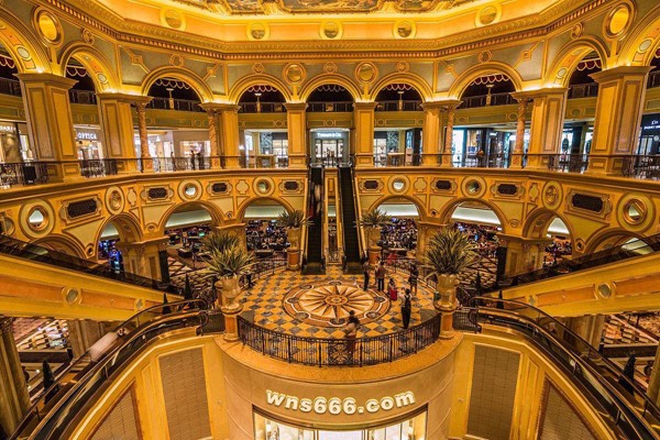 娱乐行业的领头军-澳门威尼斯人十周年领导澳