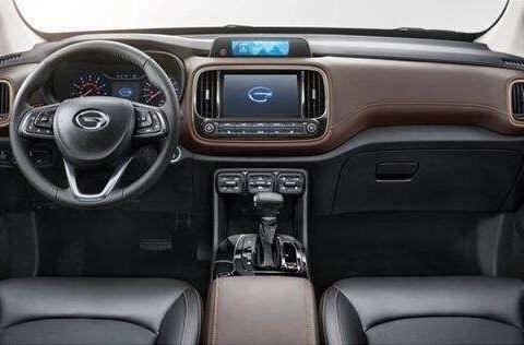 配置跨级，售价实惠的两款车