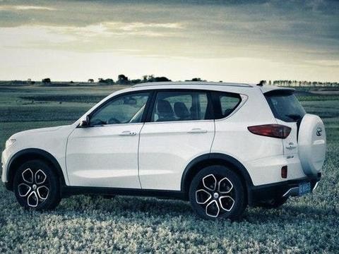 老王7万块钱买的SUV，跑高速才3毛钱，老婆夸他会过日子