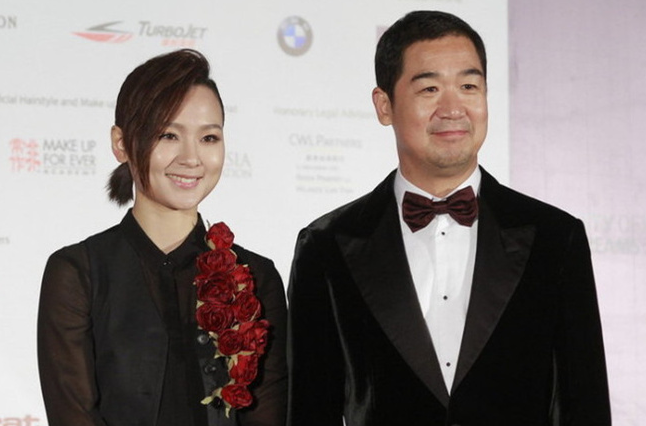 盘点娱乐圈里的“干爹”和“干女儿”最后一对还结婚了
