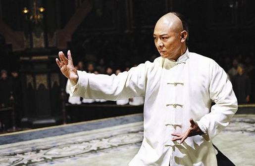 黄飞鸿幕后功臣，李连杰称她生命中重要的女人，还为报恩接烂片