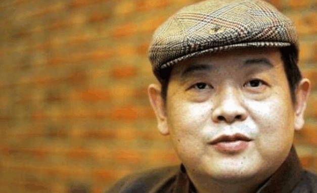 傅彪走后她扛起债务重担，邓婕借钱给她做生意，如今火遍全国