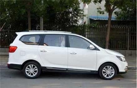 云南一车主花10万买宝骏730，第二天被喷8个字，车主不敢言只敢怒