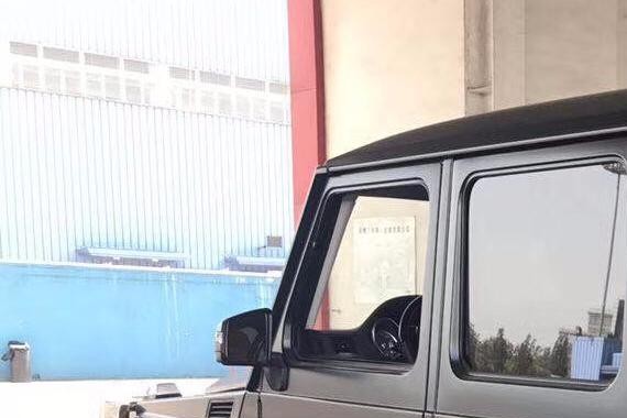 17款奔驰G500凭借自身超强的越野性能深受消费者喜爱