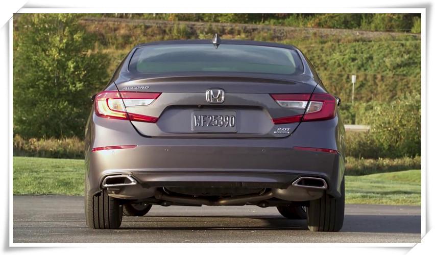 实拍十代雅阁2.0T, 外观帅到掉渣,网友: 果断放