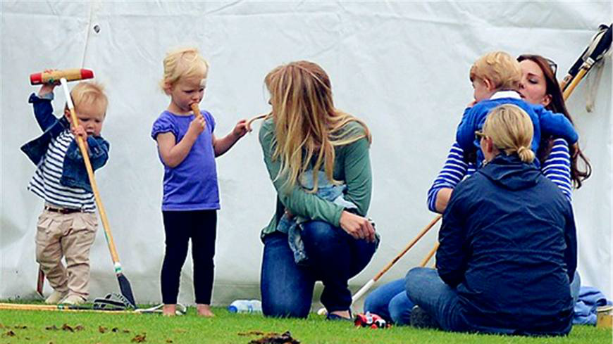 英国王室最调皮可爱的小公主,天生萌自带表情