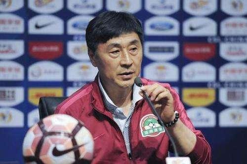 中国足坛历史最佳阵容:孙继海李毅在列,现役球