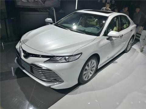 它号称帕萨特杀手，可看完真车大众笑了：这也能跟我斗？