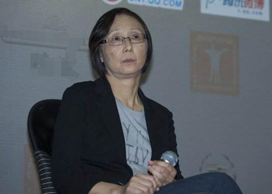 黄飞鸿幕后功臣，李连杰称她生命中重要的女人，还为报恩接烂片