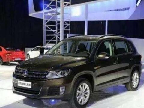 新车型正式上市, 售价16.58万起, 侧面贴有标示以示独特身份