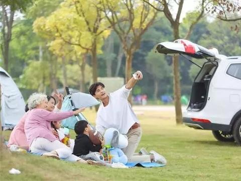 二胎家庭新选择，宝骏730 DCT来袭