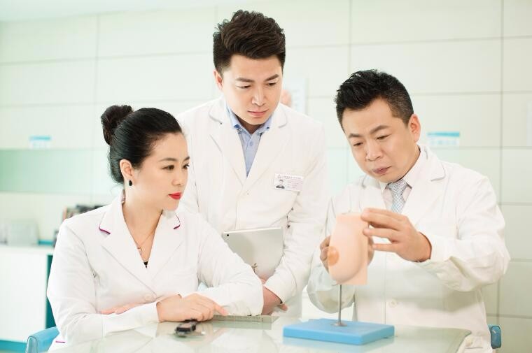 北京圣嘉荣医疗美容医院李石院长