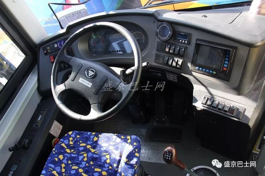 客运集团新车bj6123c7btd-1解析