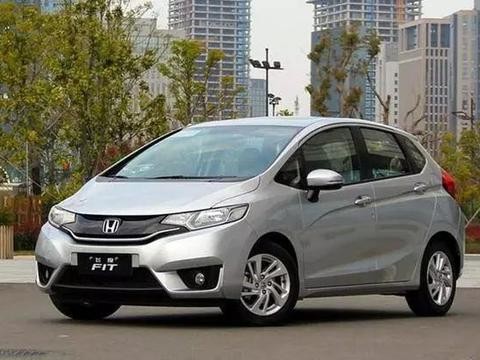 8万的车，竟跟保时捷对飙。