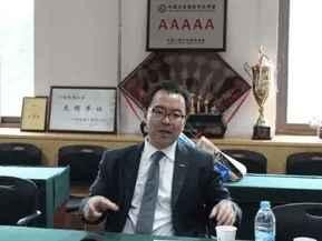 李书福最信任的人, 吉利领克01全由它策划, 而且套路还挺6