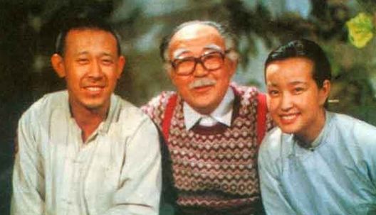 家世太显赫但为人低调,凌潇肃显赫家世晒出!