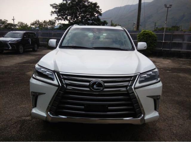 18款雷克萨斯LX570报价 港口直降10万