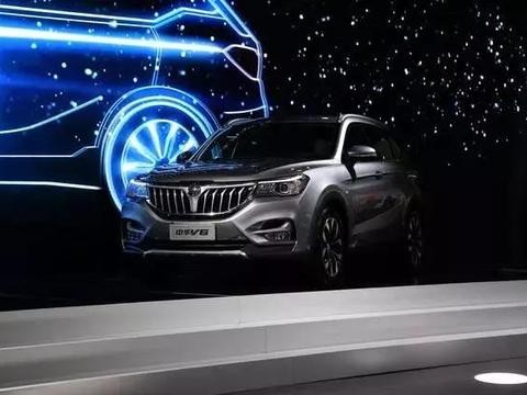 据说这款SUV，堪称汽车进化版的人工智能