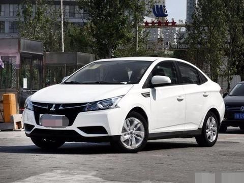 周杰伦为它代言，自带14寸中控大屏，不到6万也没谁了！