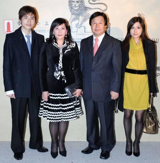 TVB花旦情陷黑帮大佬,甘当妾室18年,今弃影从