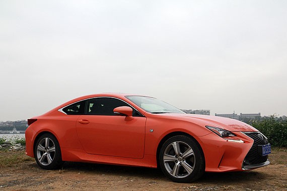 试驾雷克萨斯RC200T F sport：无处不在的惊艳