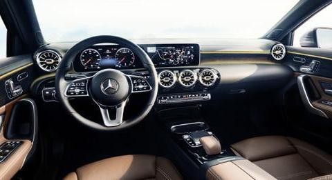 豪华感远超C级，奔驰A级内饰图发布