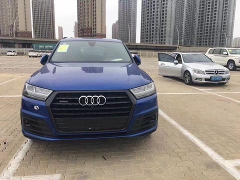 18款奥迪Q7平行进口现车元旦特惠销售