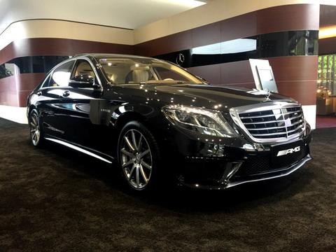 奔驰S63 S65北京最大奔驰AMG 4S店实车