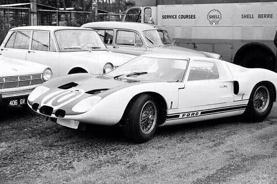 福特吊打法拉利，这台车拉开了整整50年的恩怨情仇！