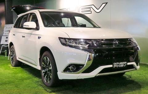 三菱忍不住了，推出欧蓝德混动车型，配有动能回收系统