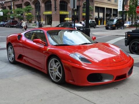 20万的奔驰E，有钱和懂车的人都这样买车！