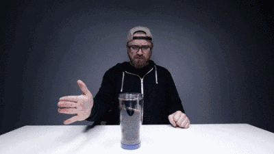 正文             临下班前,侥幸发现了一个美国小伙发明的神奇水杯