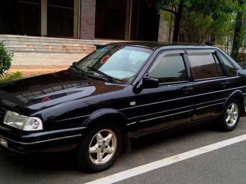 十个月卖只出11辆，这些车型难道是美貌活下来的？