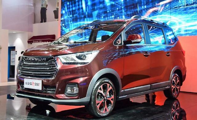 吊打埃尔法?长安推出新款MPV,配8个座位,二排三排可以斗地主