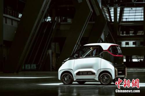 宝骏E200官图发布 将于今年下半年发布