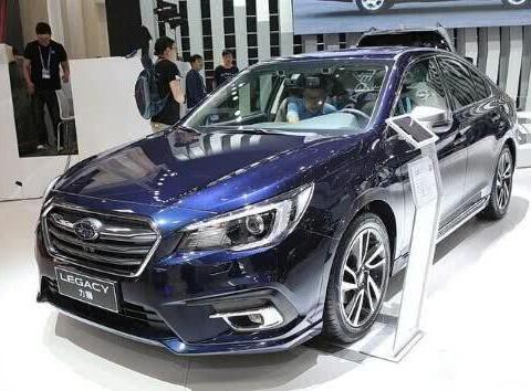 又一豪华车被忽视，20万起标配四驱，比凯美瑞还耐开，却卖不动！